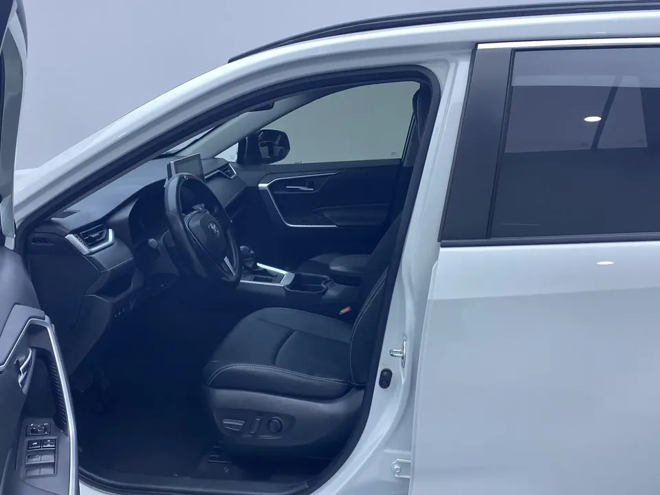 Toyota RAV4 2.0L CVT 2WD Fashion Edition 2022 — миниатюра 5