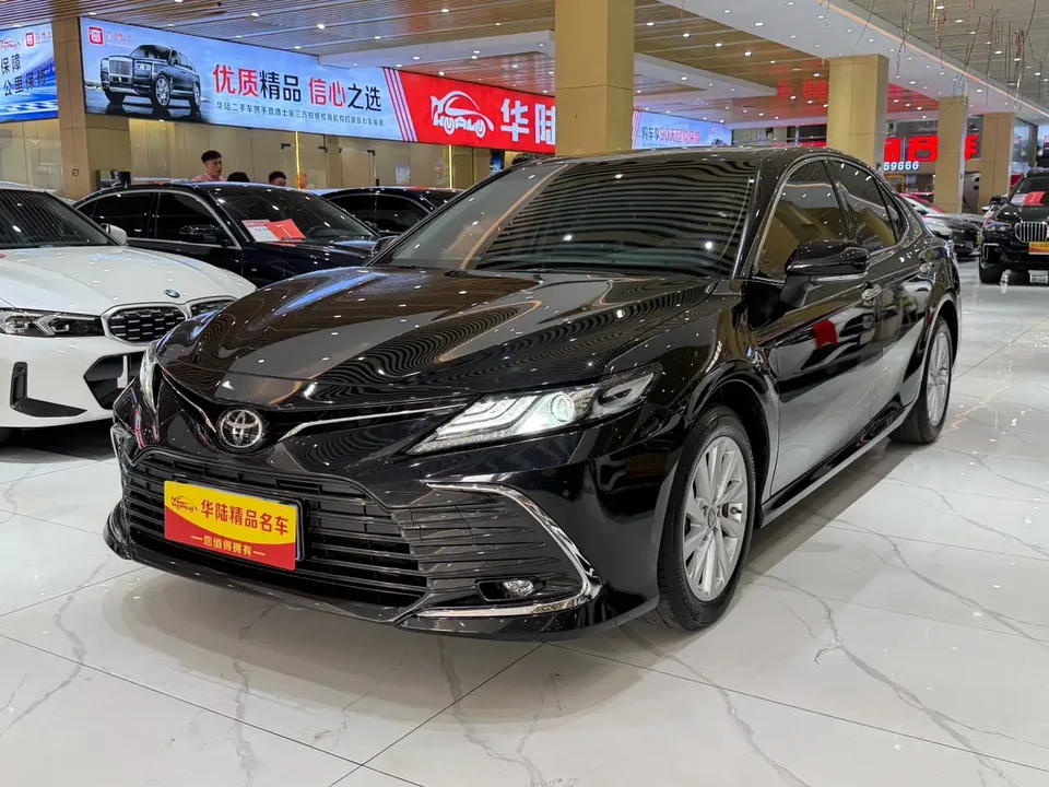 Toyota Camry 2023