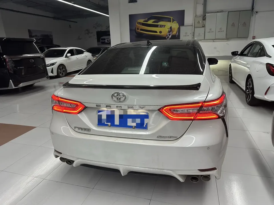 Toyota Camry 2.0S Advanced Edition 2022 — миниатюра 2