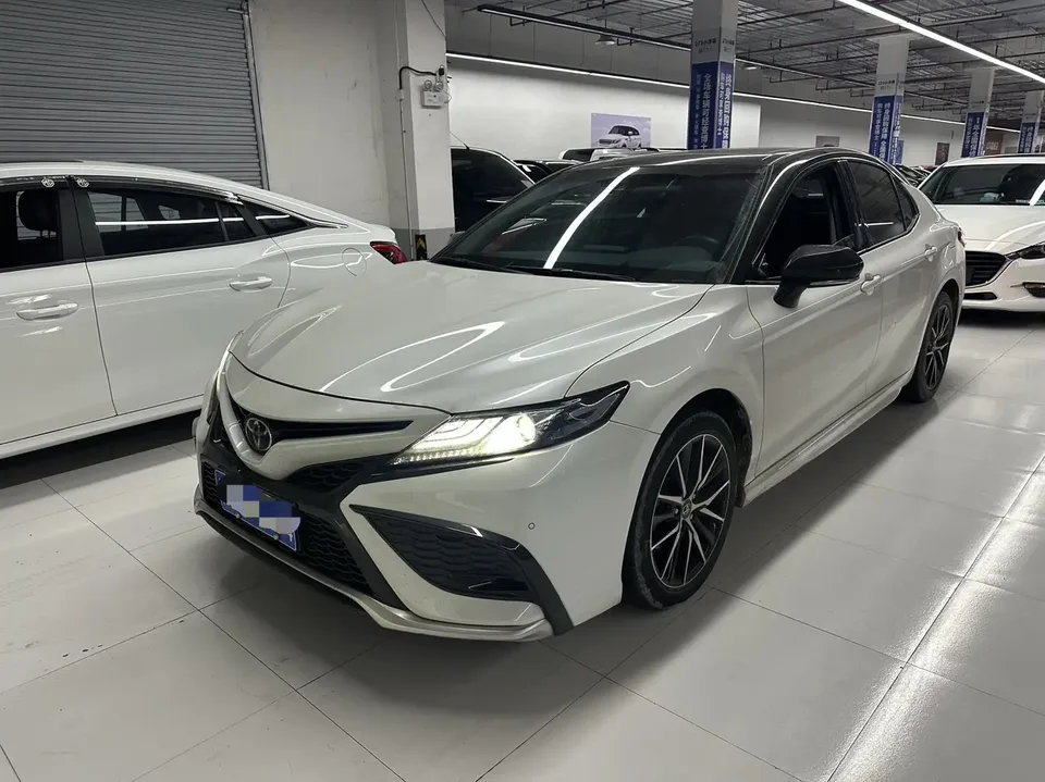 Toyota Camry 2022