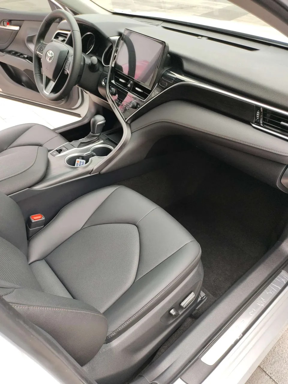Toyota Camry 2.0G Deluxe Edition 2022 — миниатюра 5