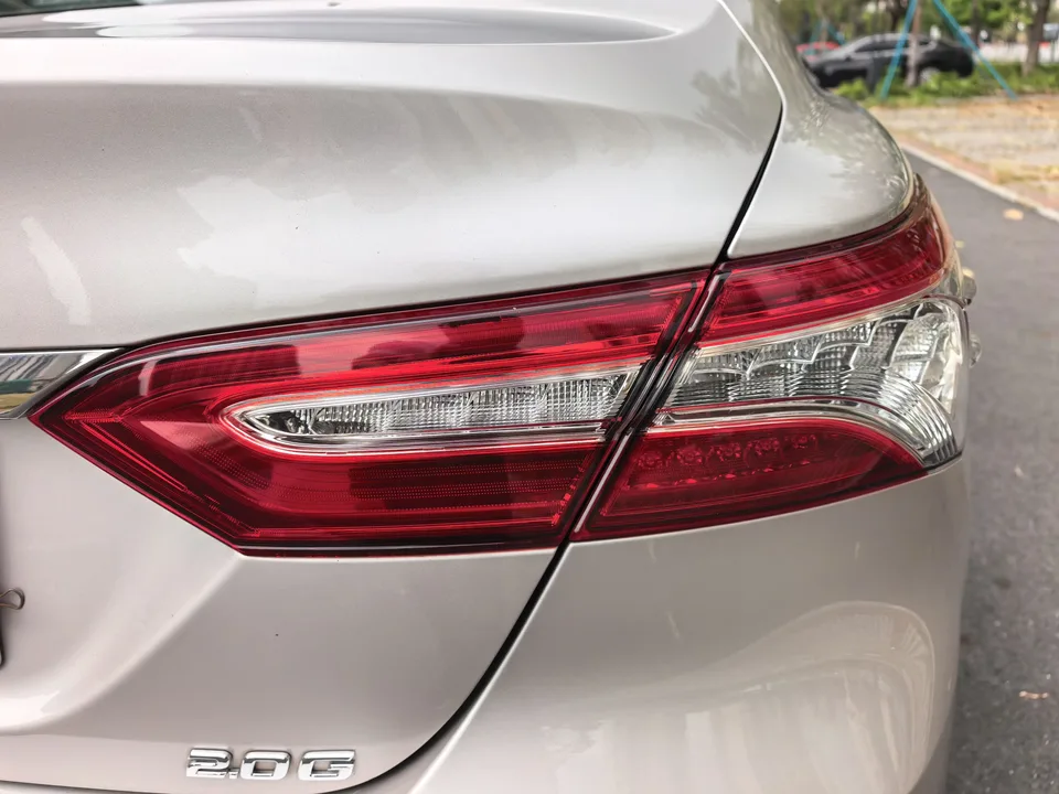 Toyota Camry 2.0G Deluxe Edition 2024 — миниатюра 3