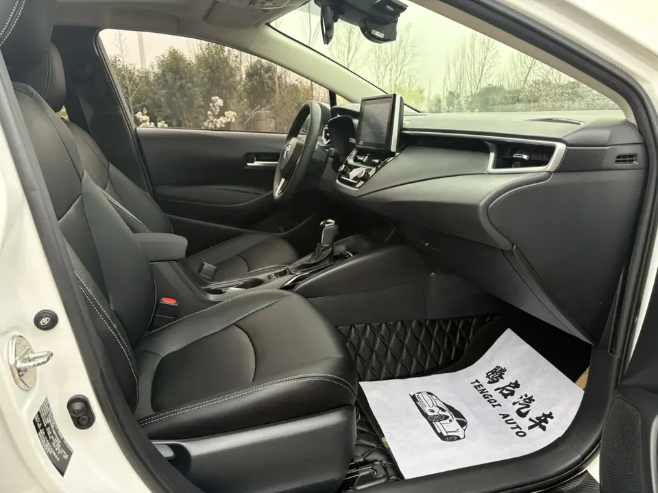 Toyota Corolla 1.2T S-CVT Elite PLUS Edition 2022 — миниатюра 4