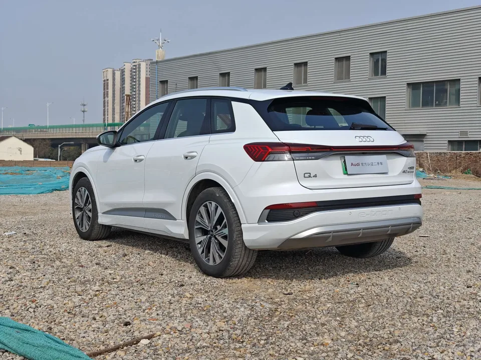 Audi Q4 e-tron Audi Q4 e-tron 2024 40 e-tron Creative Edition 2025 — миниатюра 4
