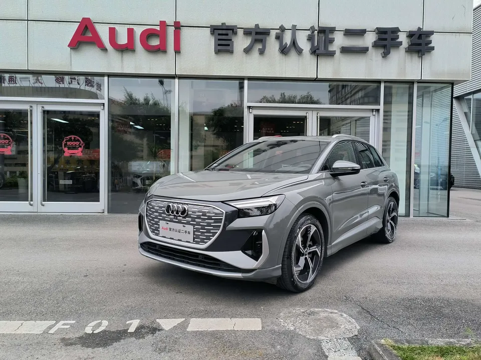 Audi Q4 e-tron 2025
