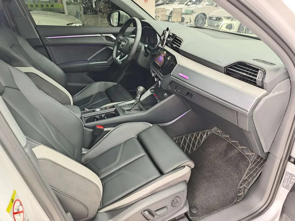 Audi Q3 Audi Q3 2024 35 TFSI Stylish Dynamic 2024 — thumbnail 4