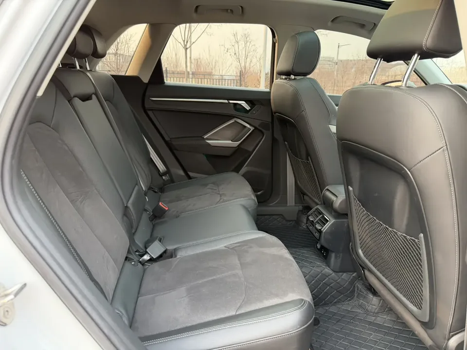Audi Q3 Audi Q3 2023 35 TFSI Fashionable and Dynamic 2023 — миниатюра 5
