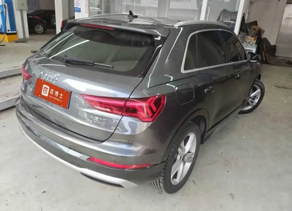 Audi Q3 Audi Q3 2022 35 TFSI Fashionable and Elegant 2022 — миниатюра 4