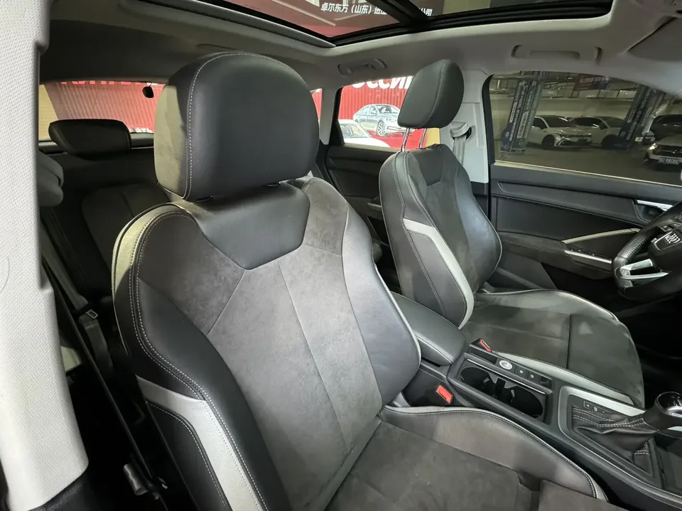 Audi Q3 Audi Q3 2022 35 TFSI Fashionable and Dynamic 2022 — миниатюра 5