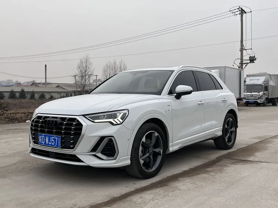 Audi Q3 2022