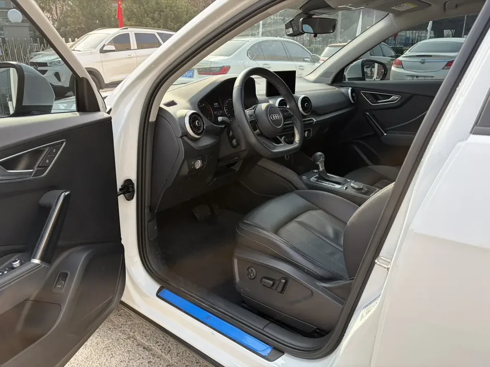 Audi Q2L Audi Q2L 2024 35 TFSI Fashion Dynamic Edition 2024 — миниатюра 3