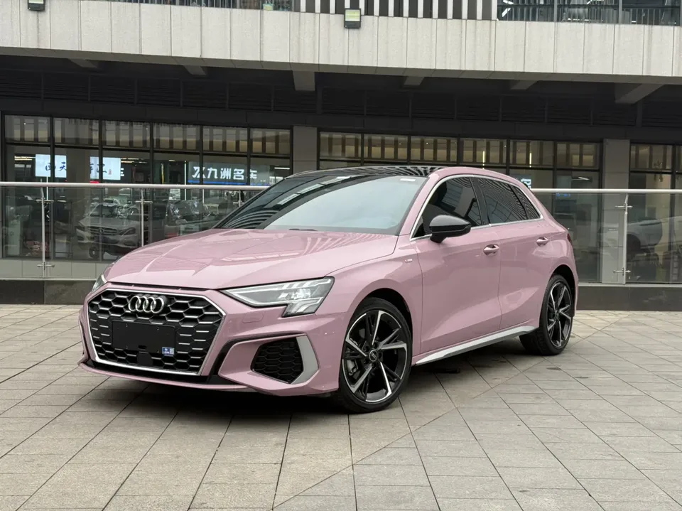Audi A3 Sportback 35 TFSI Fashionable and Elegant 2022 — фото 1, купить с доставкой в Москву