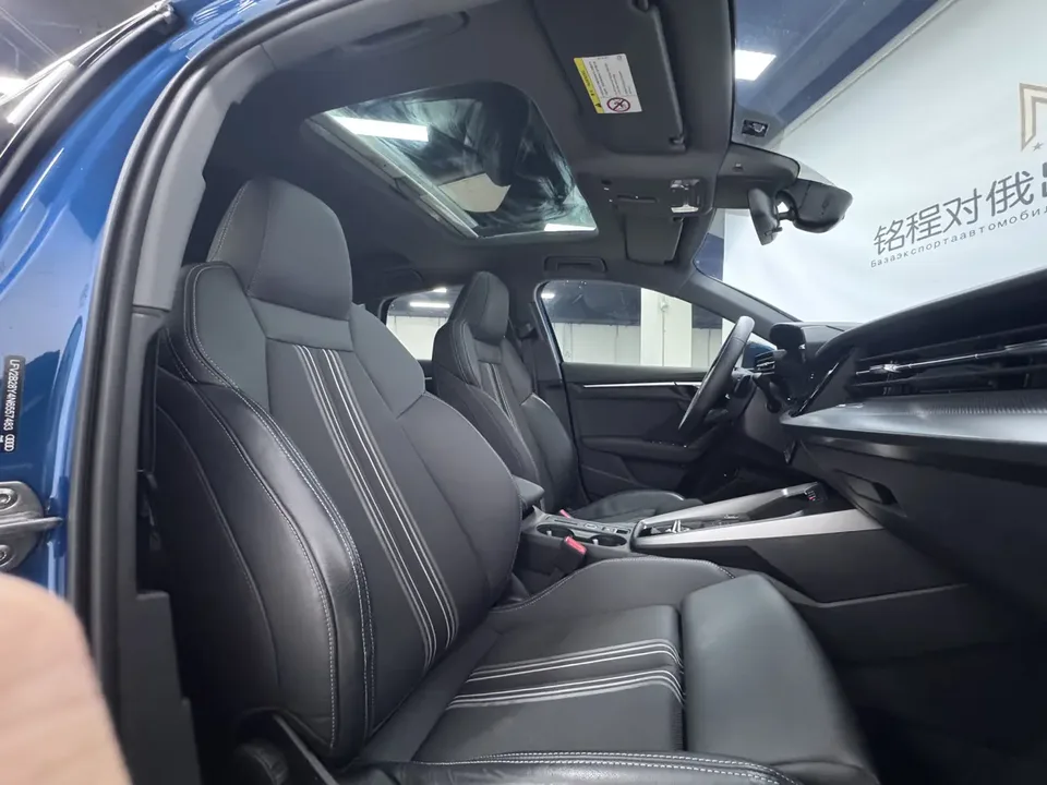 Audi A3 Sportback 35 TFSI stylish and sporty 2023 — миниатюра 3