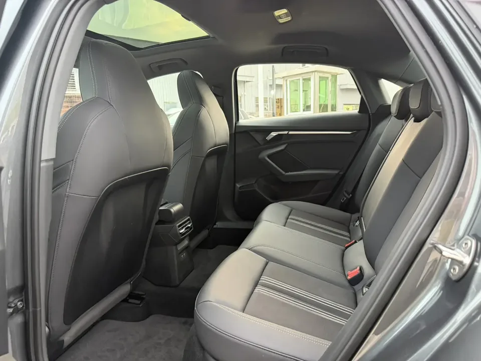 Audi A3 facelift A3L Limousine 35 TFSI stylish and sporty 2024 — миниатюра 4