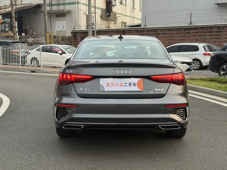 Audi A3 facelift A3L Limousine 35 TFSI stylish and sporty 2024 — миниатюра 5