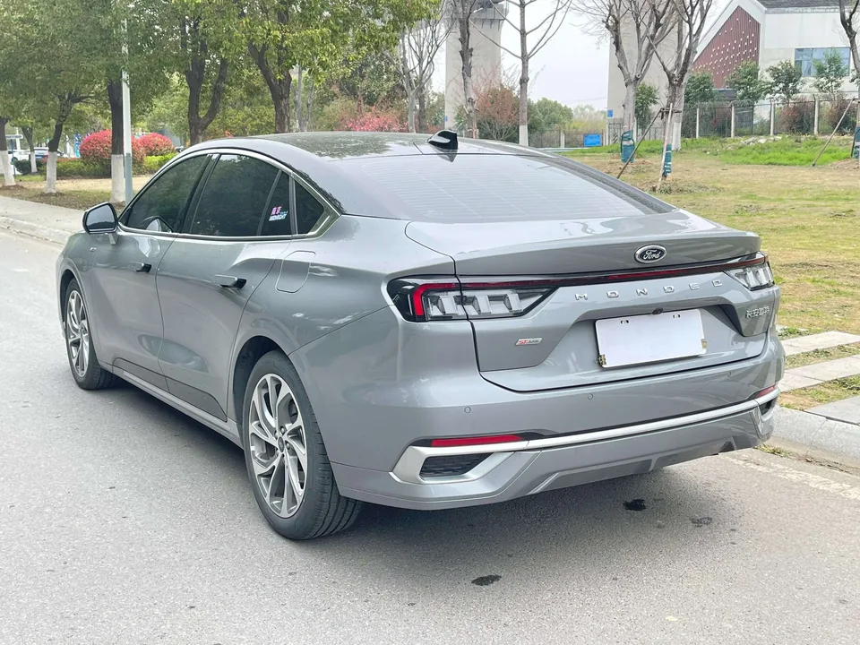 Ford Mondeo Mondeo EcoBoost 245 Extreme Edition 2024 — миниатюра 2