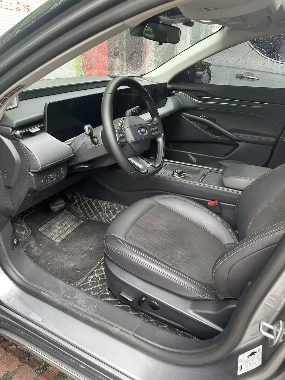 Ford Mondeo Mondeo EcoBoost 245 Luxury 2024 — миниатюра 5