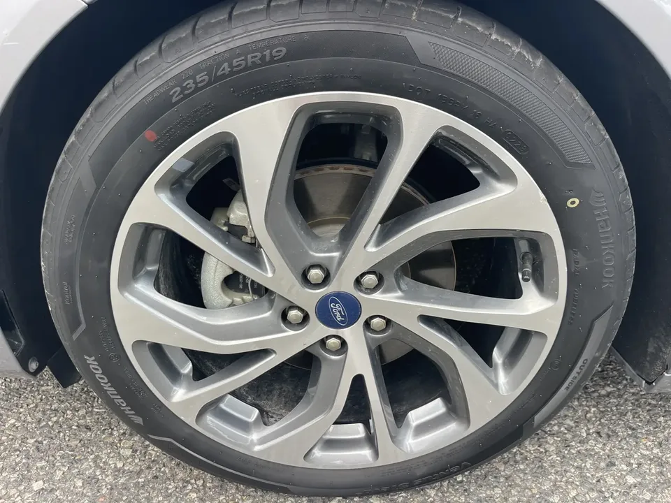 Ford Mondeo EcoBoost 245 Extreme Edition 2022 — миниатюра 5