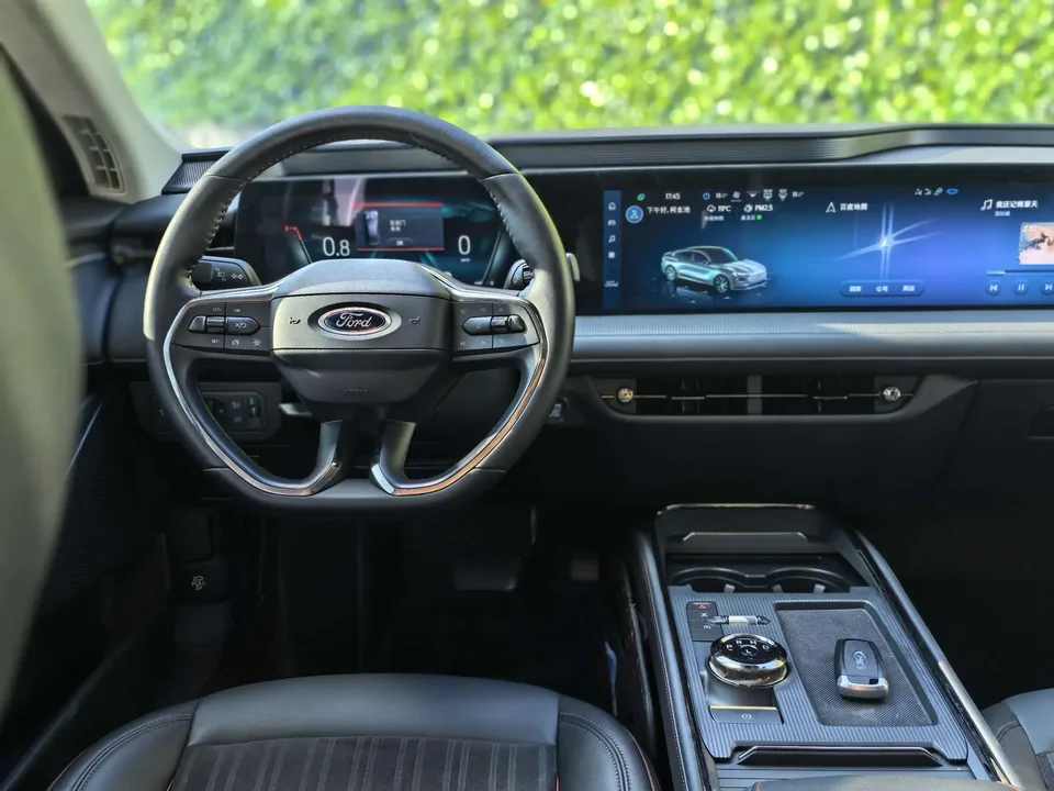 Ford Mondeo Mondeo 2022 facelift EcoBoost 245 luxury model 2023 — миниатюра 5