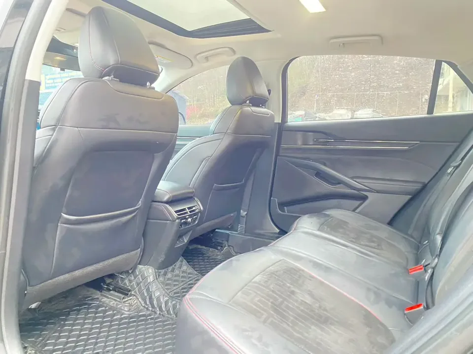 Ford Mondeo Mondeo EcoBoost 180 Luxury 2024 — миниатюра 2