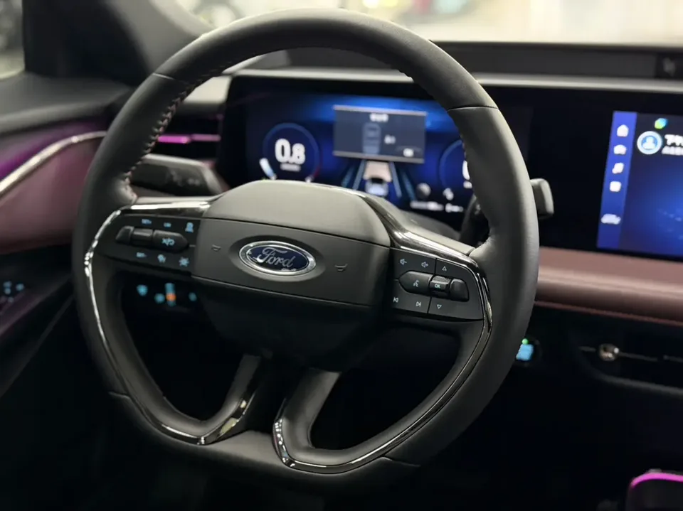 Ford Mondeo EcoBoost 245 Extreme Edition 2022 — миниатюра 5