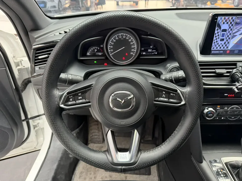 Mazda CX-4 Mazda CX-4 2021 2.0L 2WD Blue Sky Explorer Edition 2023 — thumbnail 4