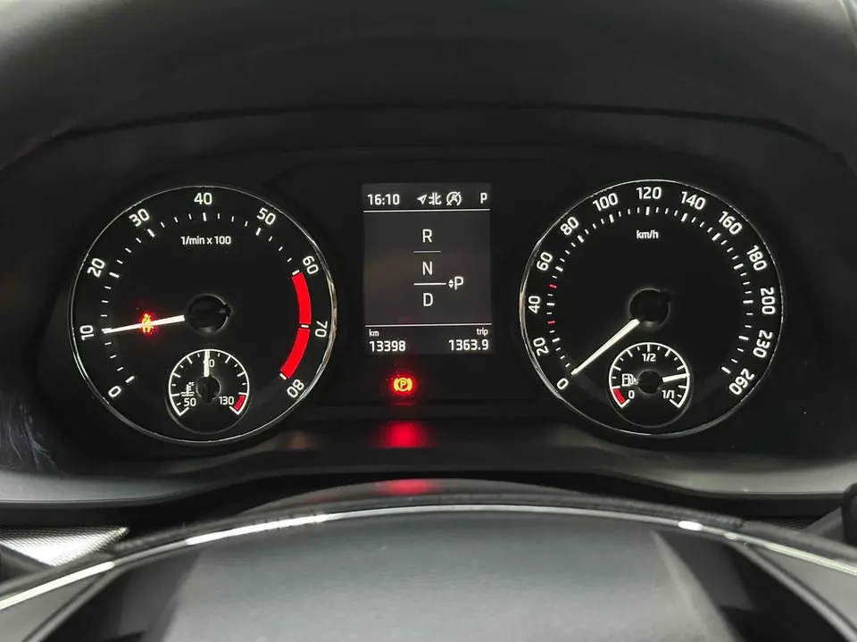 Skoda Octavia Octavia 2023 PRO TSI280 DSG Premium Edition 2024 — миниатюра 5