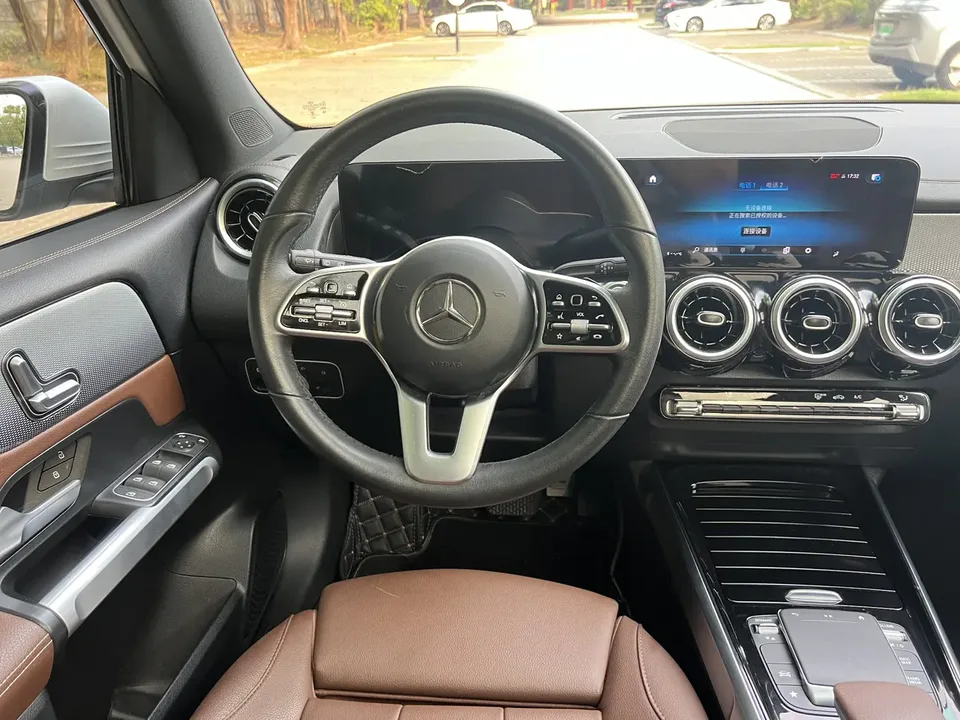 Mercedes-Benz GLB-Class Mercedes-Benz GLB 2023 GLB 200 Dynamic 2023 — thumbnail 4