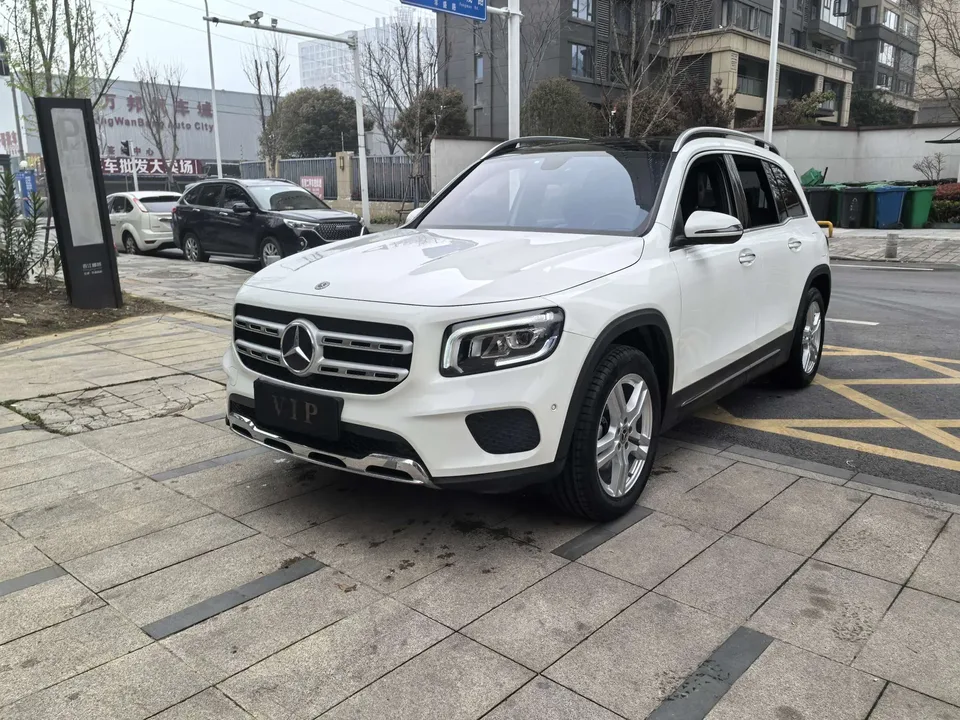 Mercedes-Benz GLB-Class 2022