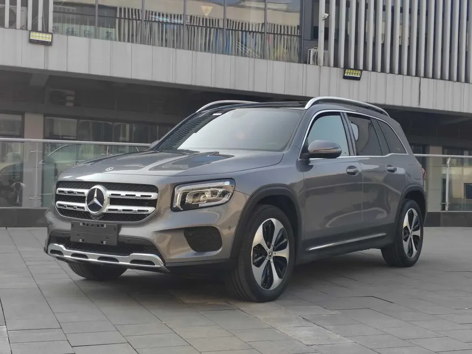 Mercedes-Benz GLB-Class 2023