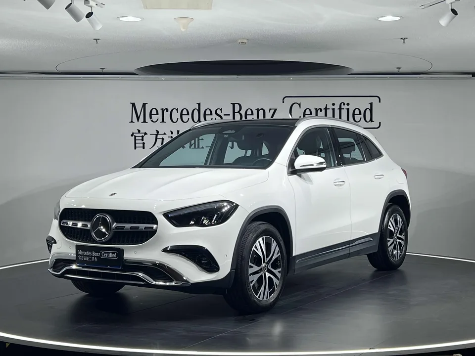 Mercedes-Benz GLA 2024