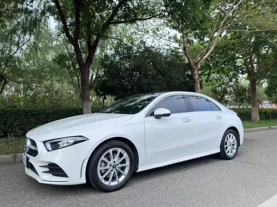 Mercedes-Benz Mercedes Benz A Class A 200 L Sports Sedan Fashion Edition 2022 — миниатюра 3