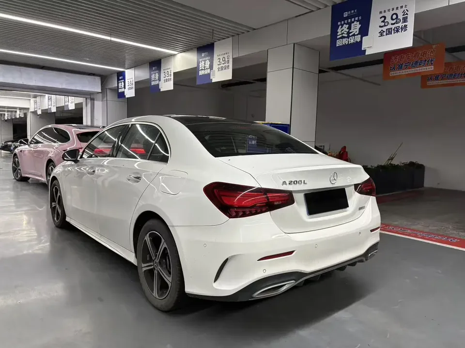 Mercedes-Benz Mercedes Benz A Class Mercedes-Benz A-Class 2023 A 200 L Sports Sedan Fashion Edition 2023 — миниатюра 2