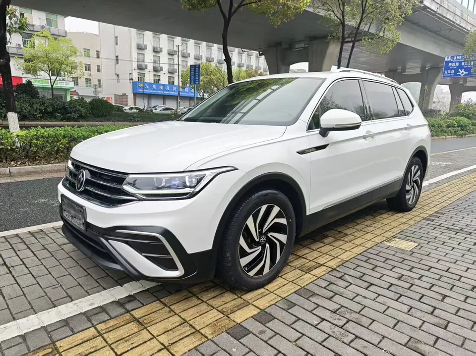 Volkswagen Tiguan L 2022