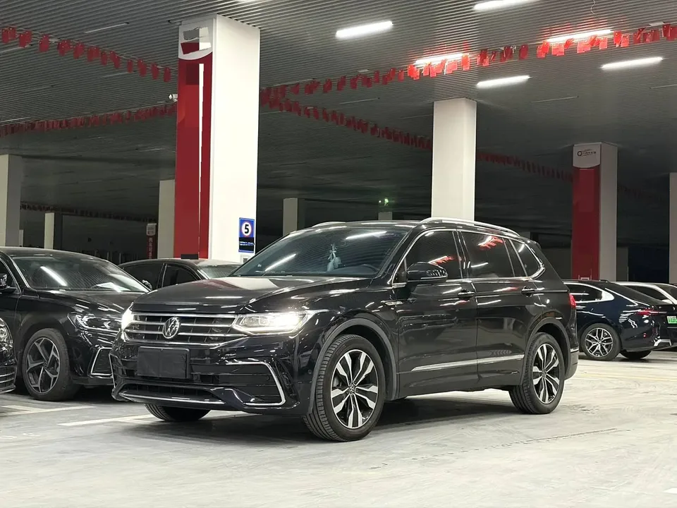 Volkswagen Tiguan L 2022