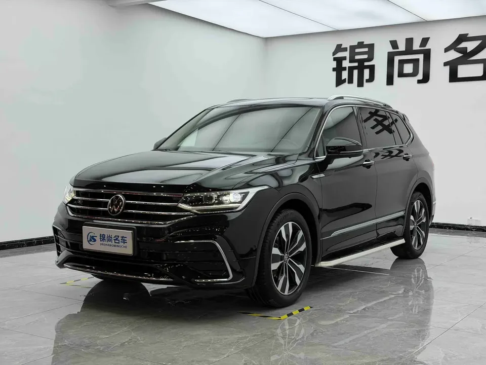 Volkswagen Tiguan L Tiguan L 2022 330TSI Automatic 2WD R-Line Enjoy Edition 2022 — миниатюра 4