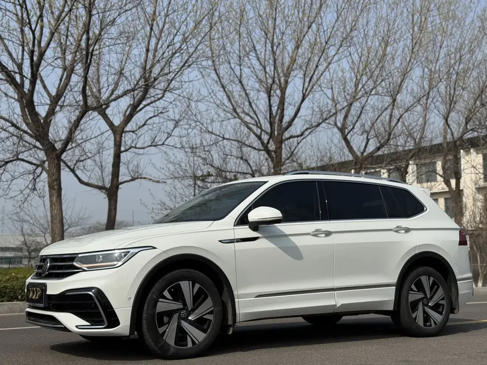 Volkswagen Tiguan L 2024