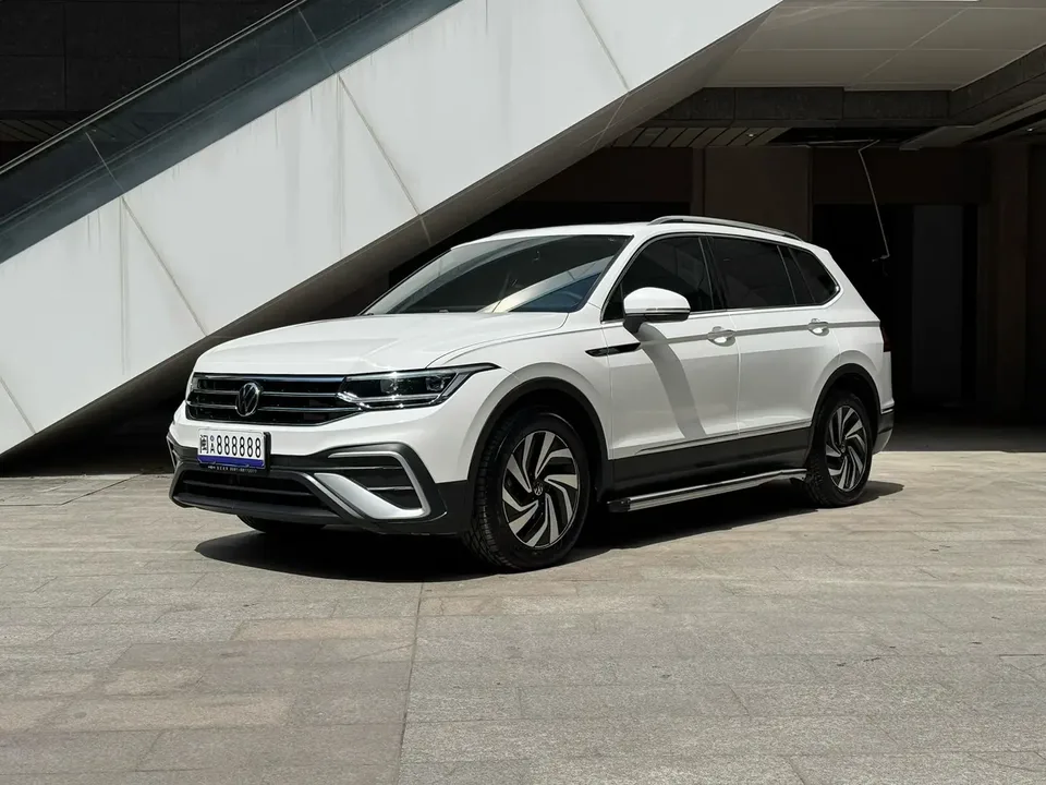 Volkswagen Tiguan L 2022