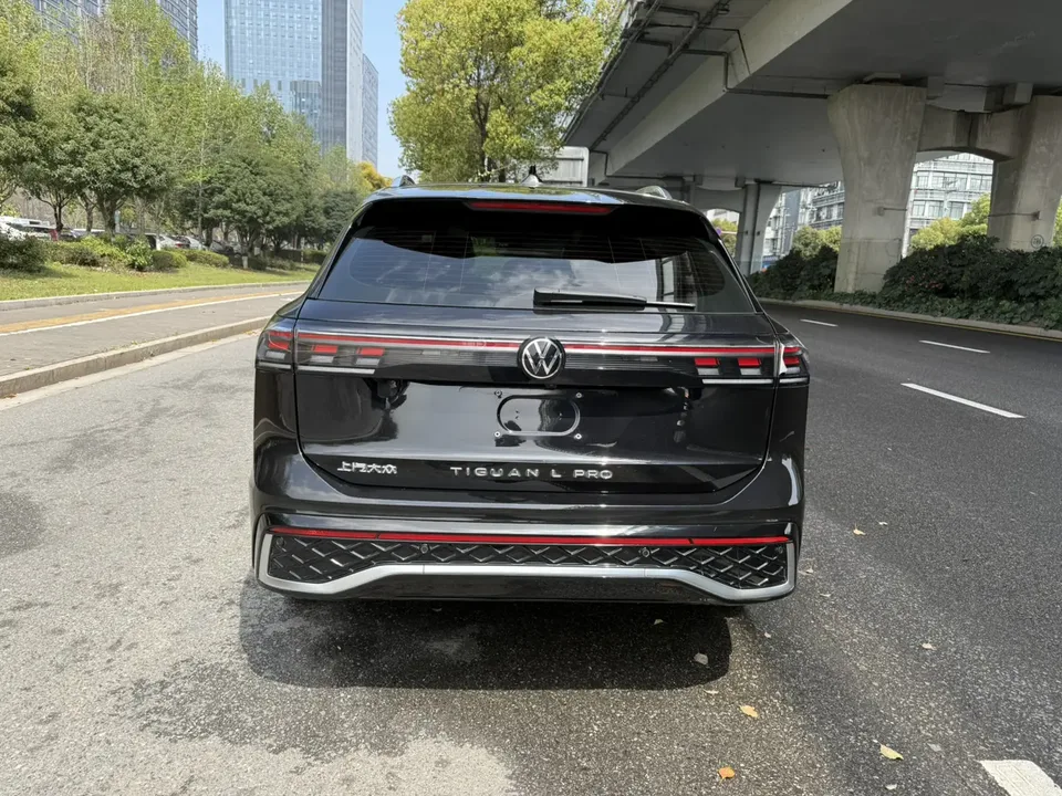 Volkswagen Tiguan L Pro 330TSI 2WD R-Line Smart Edition 2025 — миниатюра 5