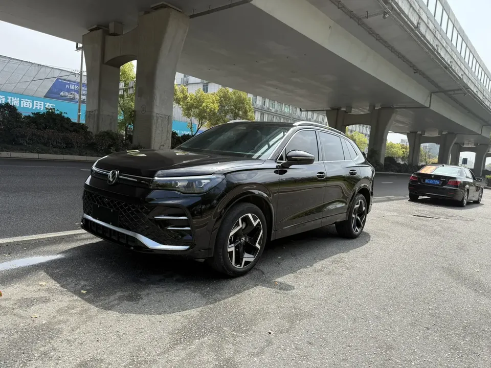 Volkswagen Tiguan L 2025