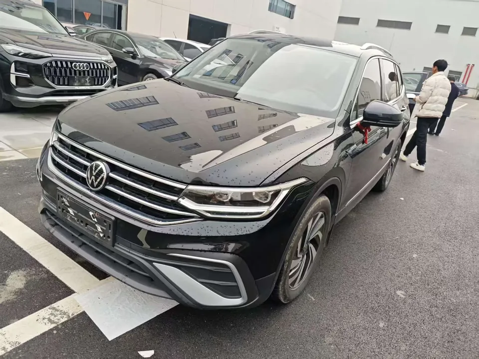 Volkswagen Tiguan L 2022
