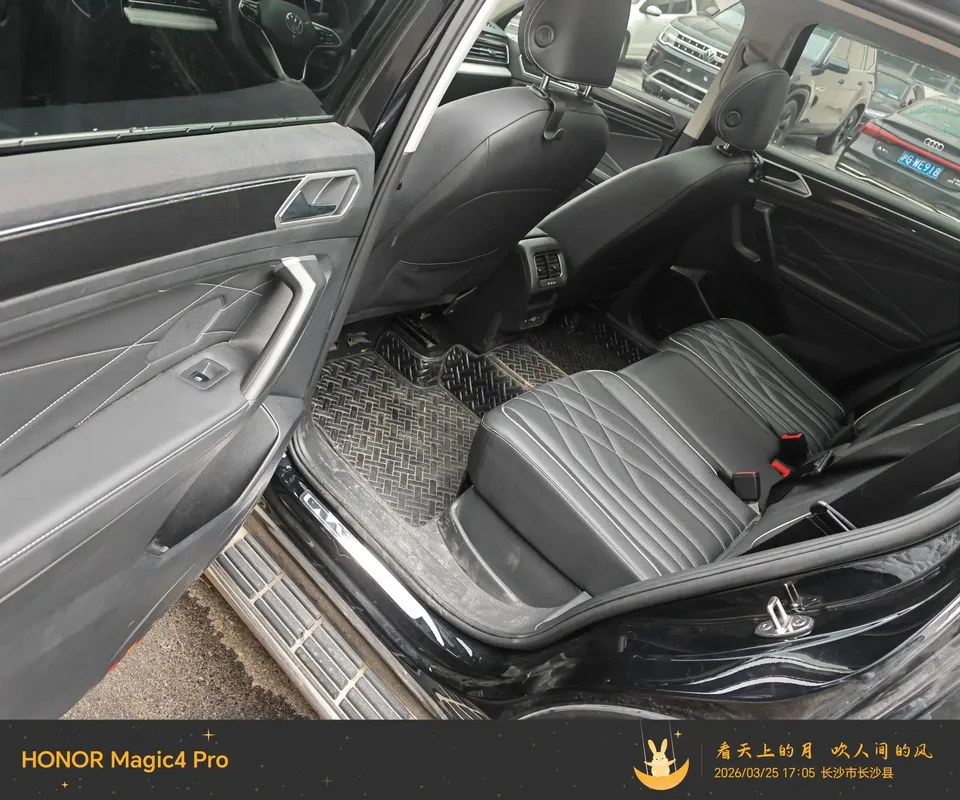 Volkswagen Tiguan L Tiguan L 2023 280TSI Chaochuang Limited Edition 2022 — миниатюра 3