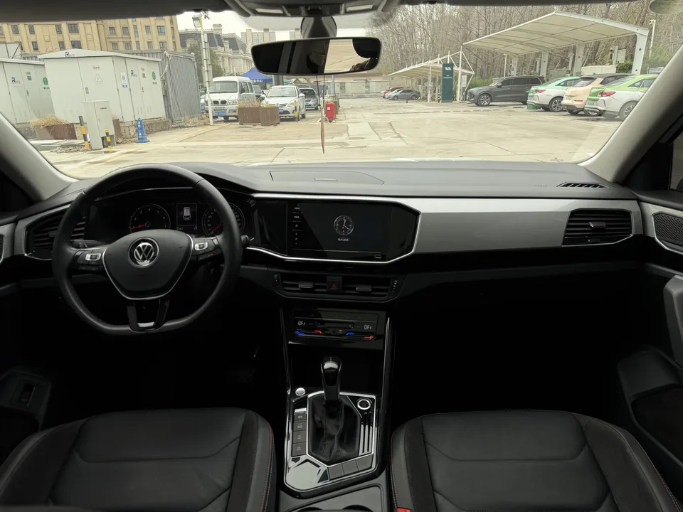 Volkswagen Tayron Tanyue 2022 330TSI two-wheel drive luxury smart connected version Plus 2022 — миниатюра 3