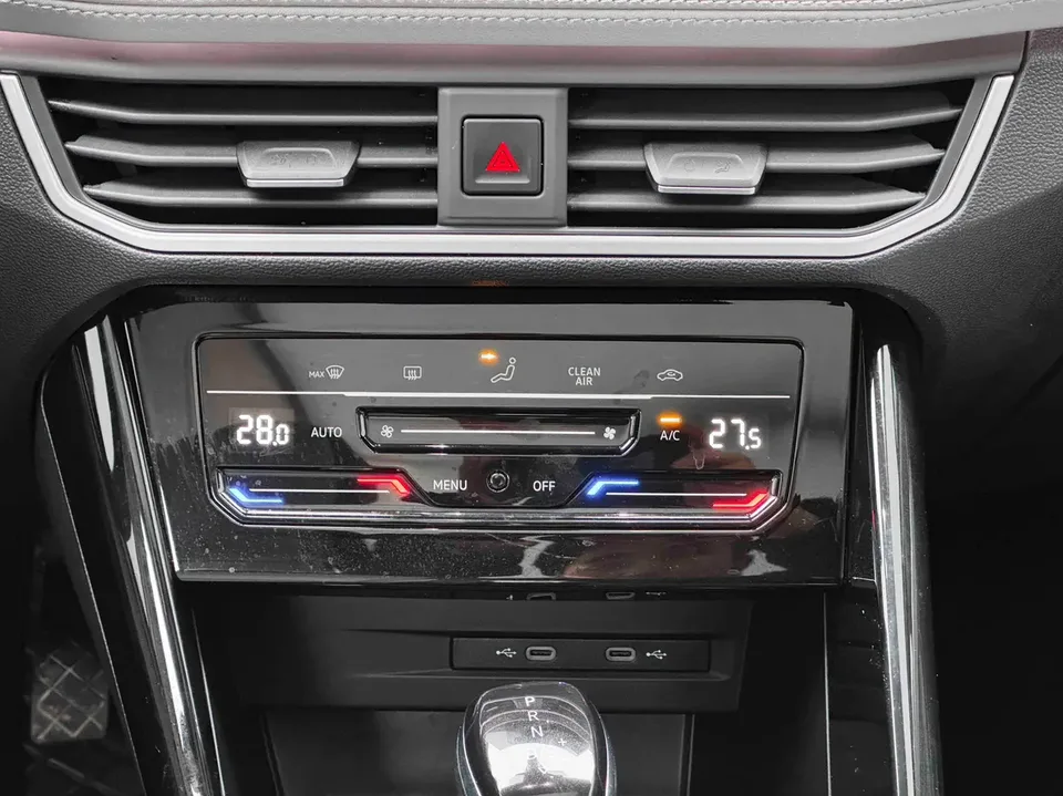 Volkswagen Tayron Tanyue 2023 330TSI 2WD Luxury Plus Advanced Edition 2023 — миниатюра 4