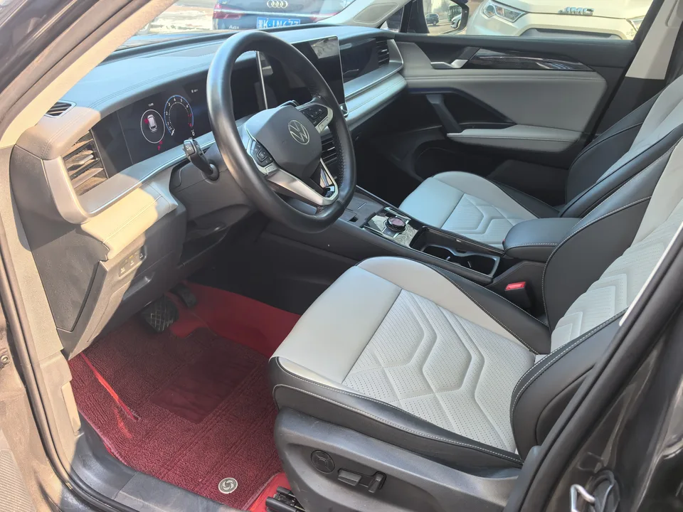 Volkswagen Tayron Tanyue L 330TSI 2WD Elite 2025 — миниатюра 3