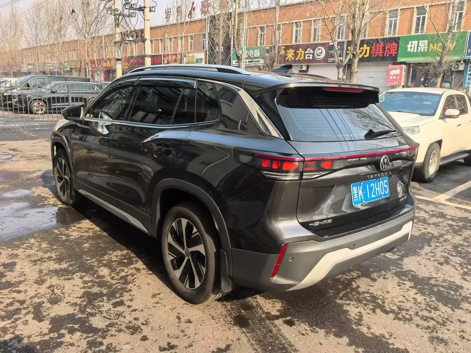 Volkswagen Tayron Tanyue L 330TSI 2WD Elite 2025 — миниатюра 4