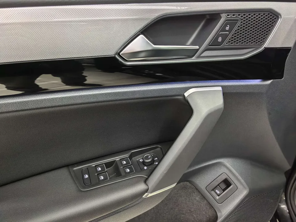 Volkswagen Tayron Tanyue 2022 330TSI 2WD Luxury Smart Edition 2022 — миниатюра 4