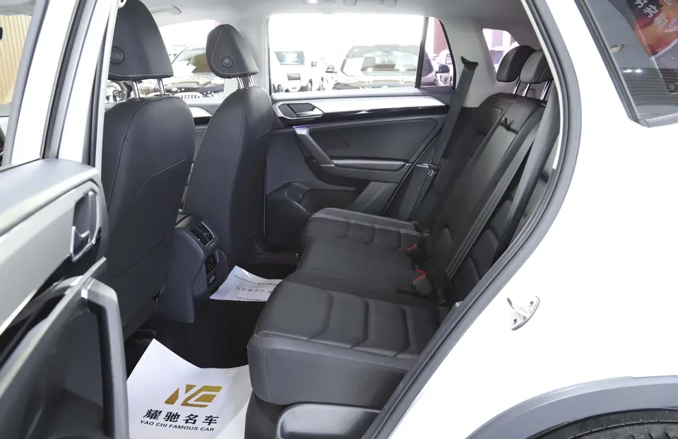 Volkswagen Tayron Tanyue 2022 280TSI 2WD Luxury Smart Edition 2022 — миниатюра 5