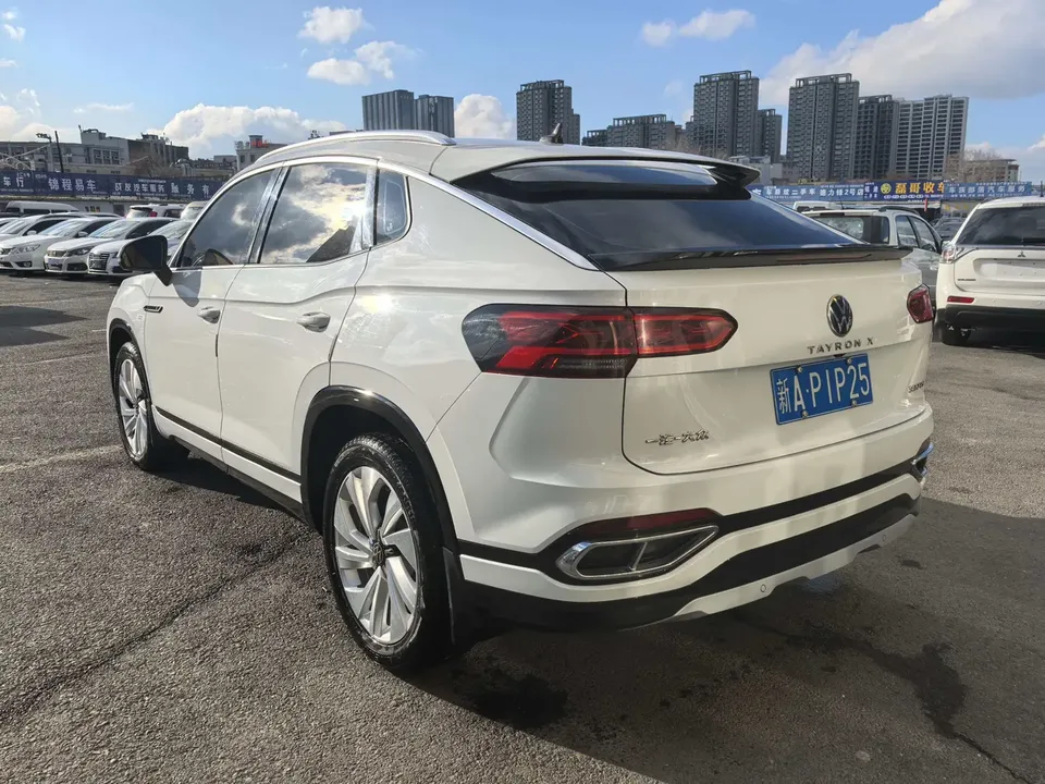 Volkswagen Tayron 330TSI 2WD 3rd Anniversary Limited Edition Plus 2022 — миниатюра 4