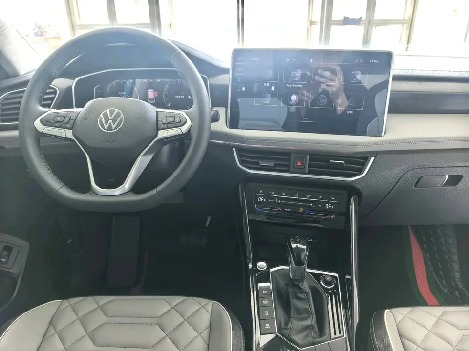 Volkswagen Tayron Tanyue 2023 280TSI 2WD Luxury Plus Advanced Edition 2023 — миниатюра 4